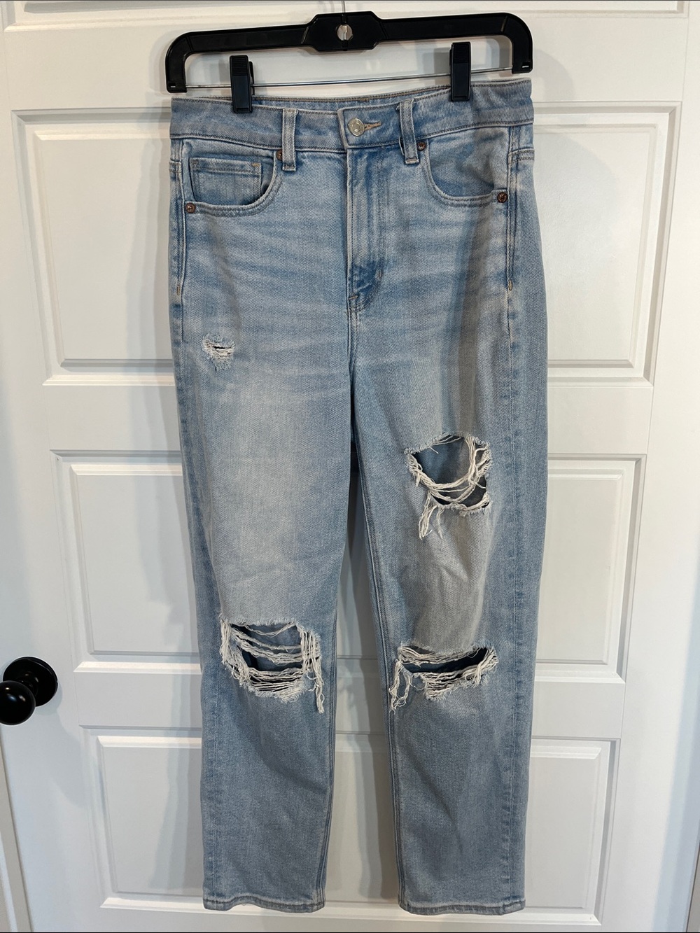 American Eagle Mom Straight Jean 4